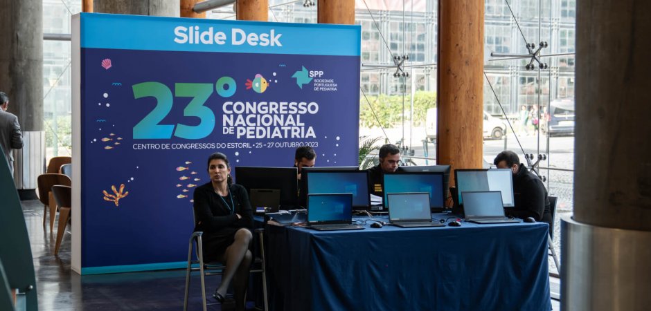 Slide Desk Slide Desk