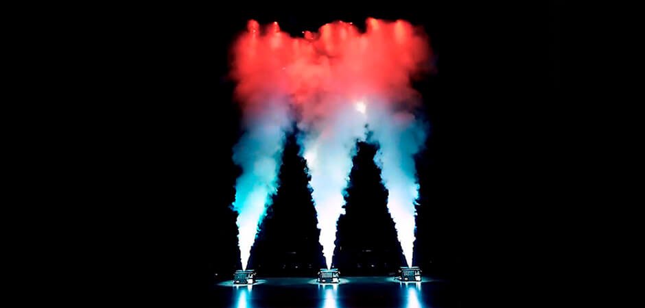 Vertical smoke machine