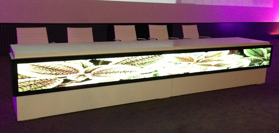 Balcão Microtiles 4