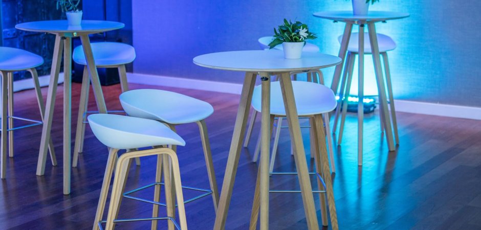 Stool AAS 32